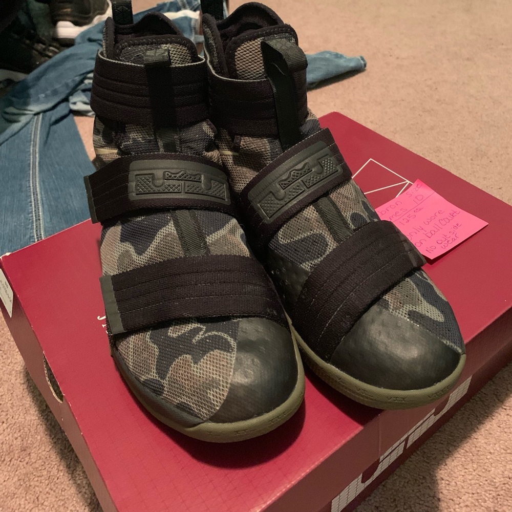 Men shoes